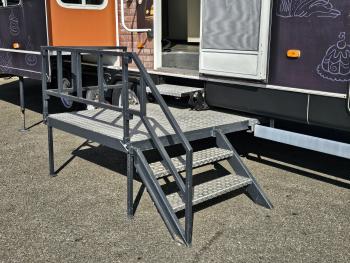 2 X SLIDE OUT / CAMPER / WOHNMOBIL